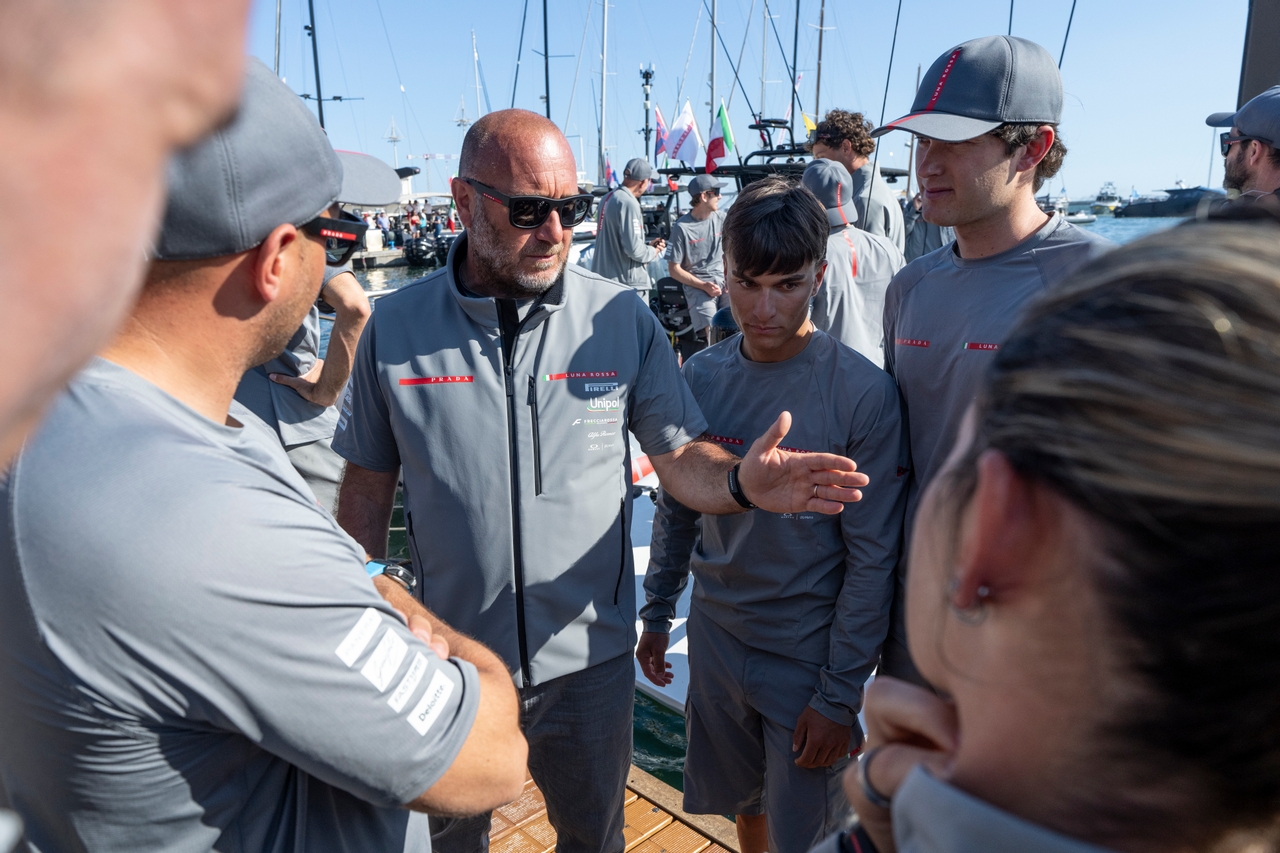 Race Day 3, LUNA ROSSA TEAM 2, Prizegiving